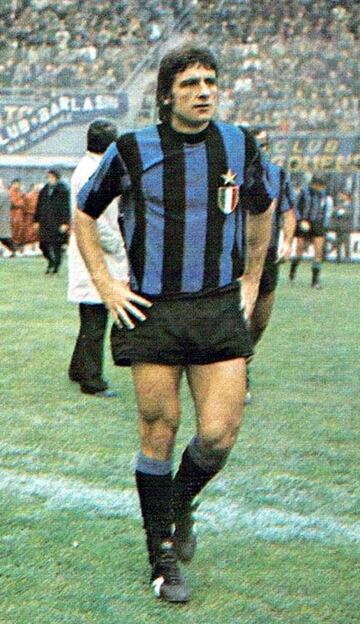 Máximo goleador en la temporada 68/69 con 11 goles en 28 partidos