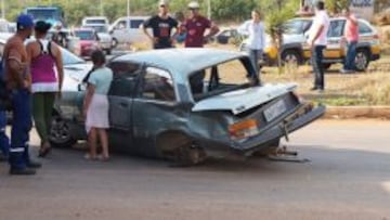 Así quedó el coche que impactó con el Porsche Cayenne de Ronaldinho.
