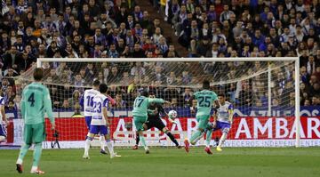 0-2. Lucas Vázquez marcó el segundo gol.