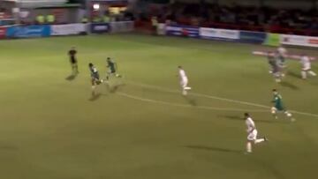 El córner viral del Boxing Day en Inglaterra: ¡vean dónde acaba el balón!