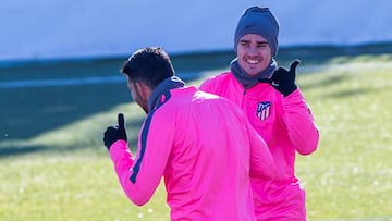 Los jugadores del Atl&eacute;tico en el entrenamiento. 