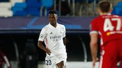 Real Madrid hero Vinicius after Liverpool brace: "Those on the outside talk, but I always work"