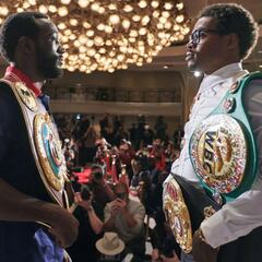 Freddie Roach picks the winner of the Crawford vs Spence Jr. super fight