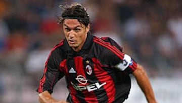 <B>TODO UN VETERANO</b>. Con 34 años, Maldini sigue siendo una de las piezas claves del Milán.