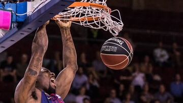 Jalen Reynolds ya debutó en el Palau ante el Zaragoza y demostró su poder intimidador.