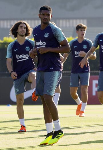 El Barça prepara en UCLA su partido contra el Tottenham