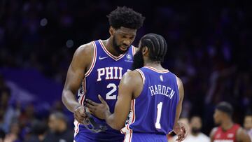 El p&iacute;vot de los Sixers, Joel Embiid, no habl&oacute; bien de Harden en fuera de prensa y alab&oacute; a Jimmy Butler: &quot;Todav&iacute;a no s&eacute; por qu&eacute; le dejamos marchar&quot;.