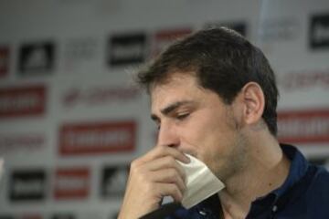 Iker Casillas se emocionó en su despedida