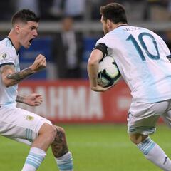 "En Argentina tengo prohibido tirar faltas; está Messi, el mejor"