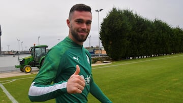 Manu Hernando deja el Castilla y se marcha cedido al Racing