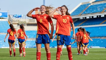 España arrolla a Irlanda en su estreno hacia el Europeo