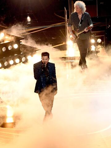 Adam Lambert y Brian May de Queen.