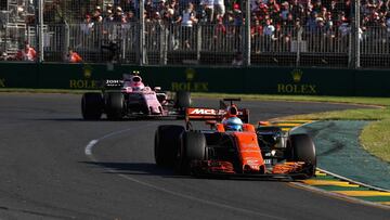Fernando Alonso era casi 30 km/h m¨¢s lento que Esteban Ocon