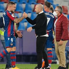 Aprobados y suspensos del Levante: Roger hace historia