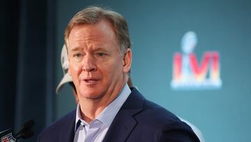 LOS ANGELES, CALIFORNIA - FEBRUARY 14: NFL Commissioner Roger Goodell speaks to the media during the Super Bowl LVI head coach and MVP press conference at Los Angeles Convention Center on February 14, 2022 in Los Angeles, California.   Katelyn Mulcahy/Getty Images/AFP
== FOR NEWSPAPERS, INTERNET, TELCOS & TELEVISION USE ONLY ==