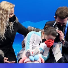 Valieva fails to medal, Shcherbakova takes gold