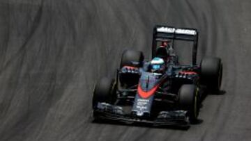 Button pilotará el McLaren el primer día de test en Barcelona.