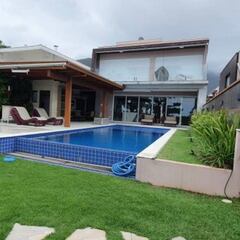 8.000.000R$: El tricampeón del mundo de surf vende su mansión