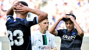 Moenchengladbach (Germany), 23/07/2022.- Real's Takefusa Kubo (R) reacts after missing a chance at goal during the pre-season international friendly soccer match between Borussia Moenchengladbach and Real Sociedad at Borussia-Park in Moenchengladbach, Germany, 23 July 2022. (Futbol, Amistoso, Alemania, Rusia, Estados Unidos) EFE/EPA/SASCHA STEINBACH