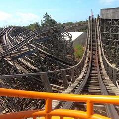 Accidente en una atracción de PortAventura: dos personas en estado crítico