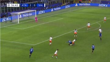 El acabóse del 3-0 que enfurece al valencianismo: Kondogbia vs el Papu, pesando 20 kilos más...