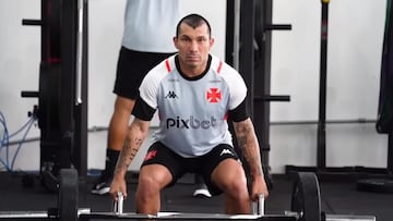 El olvidado chileno de Vasco: “La hinchada es pesada, pero Medel se la ganará con su personalidad”