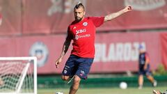 Vidal se enoja con Colo Colo