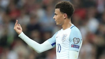 Dele Alli recibe un partido de sanción por gesto obsceno