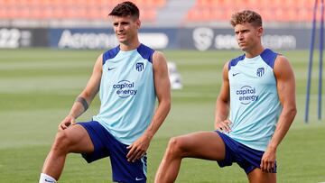 Morata y Llorente, en una sesión del Atlético de Madrid en Los Ángeles de San Rafael. Simeone probó con él como titular.