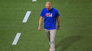 El seleccionador de Estados Unidos, Gregg Berhalter, emitió un comunicado en el que confesó que fue amenazado y agredió a su esposa.