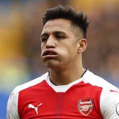 Alexis y Arsenal se despiden del título tras perder con Chelsea