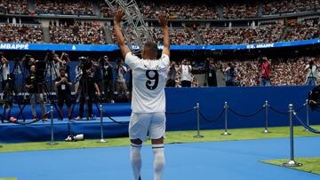 Tal como lo hizo Cristiano, Mbappé lucirá el dorsal número 9 durante su primera temporada con el Real Madrid.