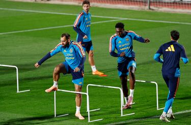 Borja Iglesias, Samu Omorodion.