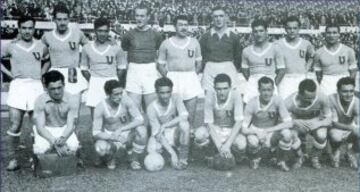 El 8 de diciembre de 1940, Universidad de Chile se corona por primera vez como campeón de la Primera División en el fútbol chileno. 