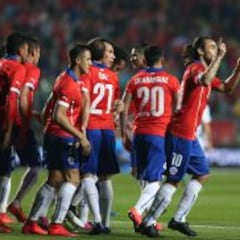 La Roja gana pero no resuelve las dudas antes de la Copa