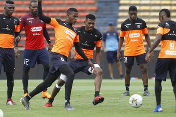 Deportivo Independiente Medellín se prepara en su sede para el compromiso ante Envigado en la undécima jornada de la Liga Águila I - 2019 en Medellín