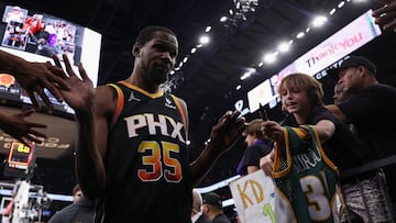 PHOENIX, ARIZONA - APRIL 28: Kevin Durant #35 of the Phoenix Suns walks off the court after being defeated in game four of the Western Conference First Round Playoffs at Footprint Center on April 28, 2024 in Phoenix, Arizona. The Timberwolves defeated the Suns 122-116 and win the series 4-0. NOTE TO USER: User expressly acknowledges and agrees that, by downloading and or using this photograph, User is consenting to the terms and conditions of the Getty Images License Agreement.   Christian Petersen/Getty Images/AFP (Photo by Christian Petersen / GETTY IMAGES NORTH AMERICA / Getty Images via AFP)