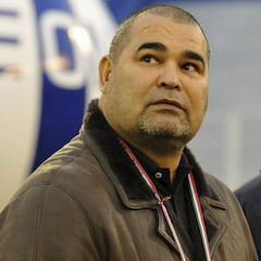 Chilavert en su estilo: atacó a Conmebol y apoyó a Cecilia Pérez