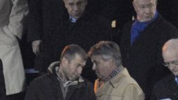 Guus Hiddink, con Abramovich.