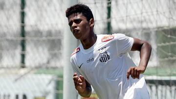 Diogo Vitor podría venir a prueba al Castilla en abril.