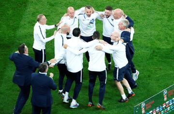 Los franceses celebraron el pase a la final del Mundial.