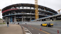 Los trabajadores del Camp Nou se manifiestan: “No tienen papeles”