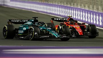 El piloto canadiense Lance Stroll y el piloto español Carlos Sainz durante la carrera. 

