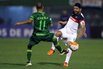 Chapecoense celebra y vive su primera final histórica