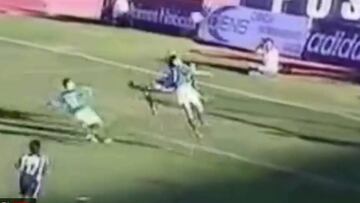 El gol acrobático que Pinilla le hizo a Wanderers hace 14 años