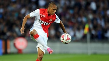 Fabinho, en un partido con el M&oacute;naco. 