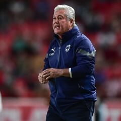 Vucetich: “A Dani Alves le está costando”