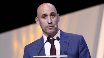 Rubiales deja caer que Atleti y Villarreal pueden ser sancionados