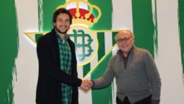 Rodas y Juan Carlos Ollero, presidente del Betis.