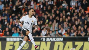 03/04/23 PARTIDO PRIMERA DIVISION JORNADA 27
VALENCIA CF - RAYO VALLECANO
PRIMER GOL JUSTIN KLUIVERT PENALTI EMPATE 1-1